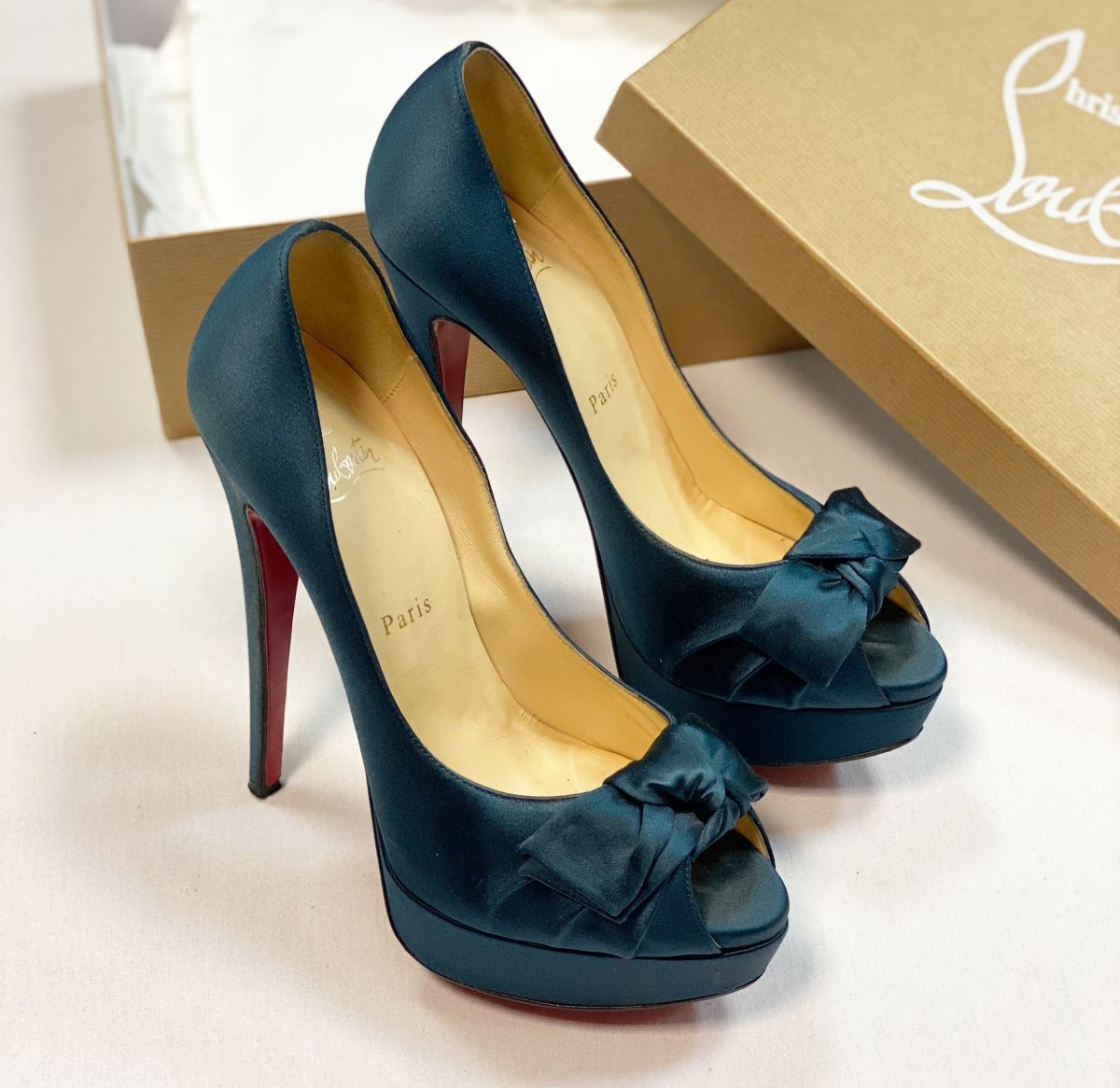 Туфли Louboutin размер 38.5 цена 4 616 руб