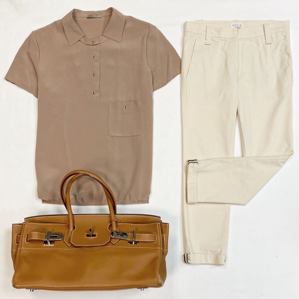 Блузка Bottega Veneta размер 46 цена 7 693 рубБрюки Brunello Cucinelli размер 40 цена 7 693 рубСумка Hermes