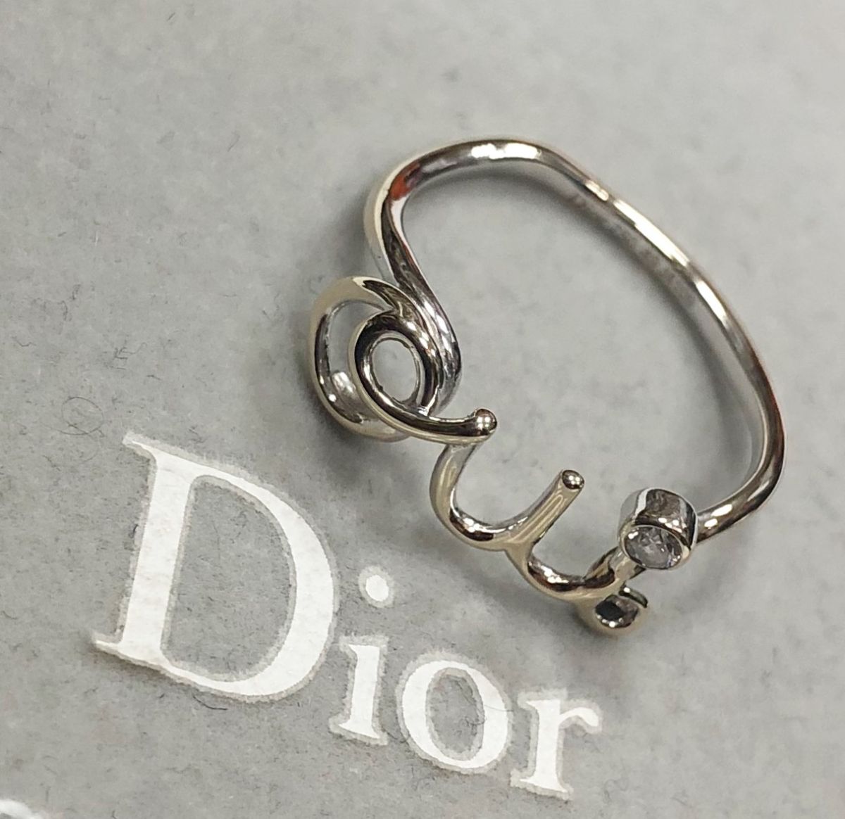 Кольцо Dior цена 62 620 руб
