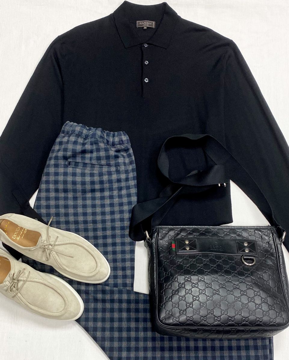 #mechtamen Кофта Canali размер 56 цена 6 262 рубБрюки размер 50 цена 6 262 рубБотинки Doucals размер 44 цена 12 524 рубСумка Gucci