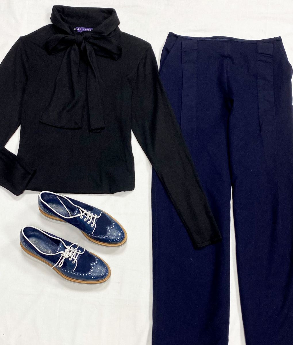 Брюки Jacquemus размер 38 цена 15 655 руб
Кофта Ralph Lauren размер L цена 10 959 руб
Ботинки Santoni размер 38 цена 15 655 руб