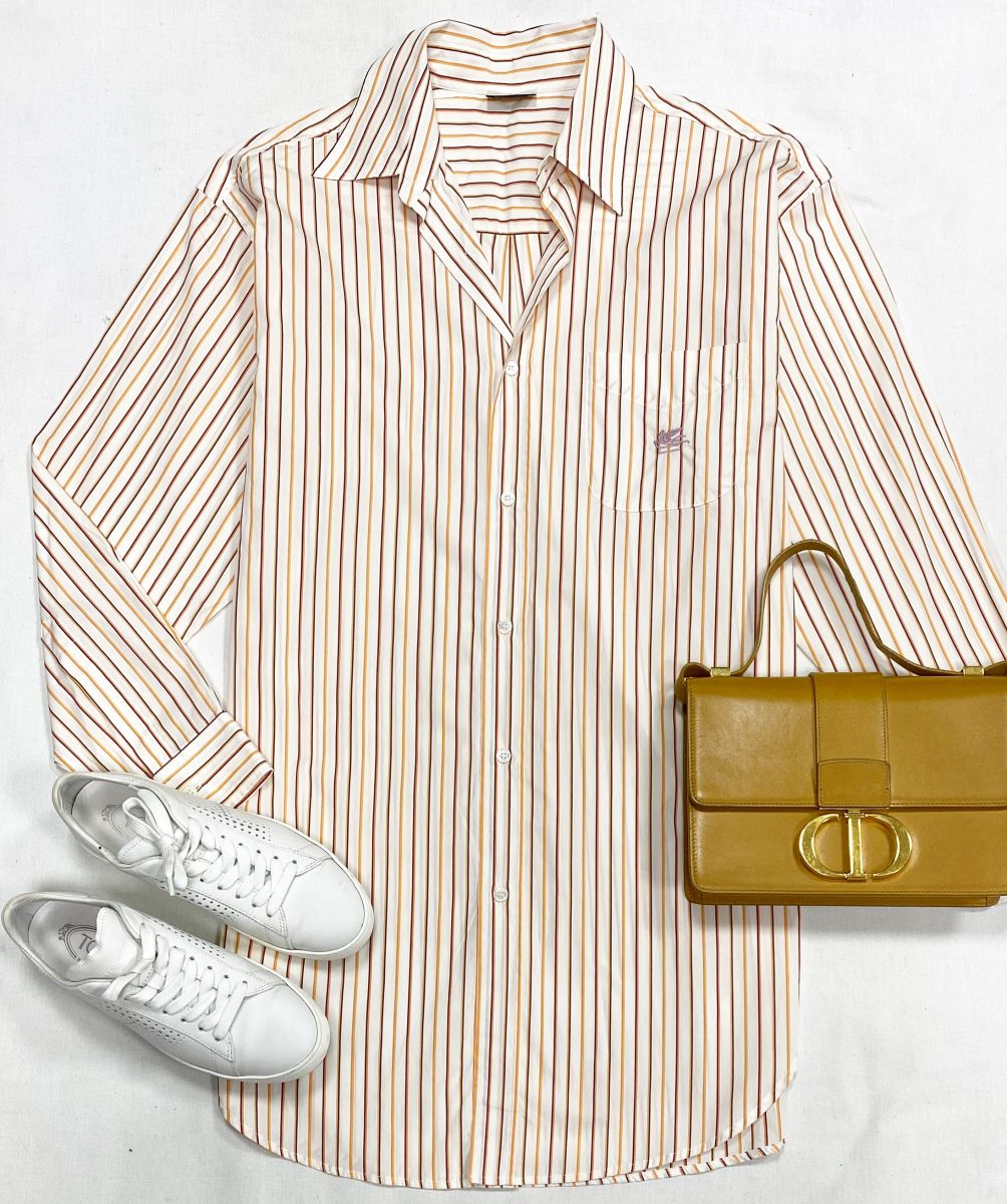 Платье - Рубашка Etro размер 40 цена 23 483 руб
Кеды Tod’s размер 36 цена 10 959 руб
Сумка Christian Dior 