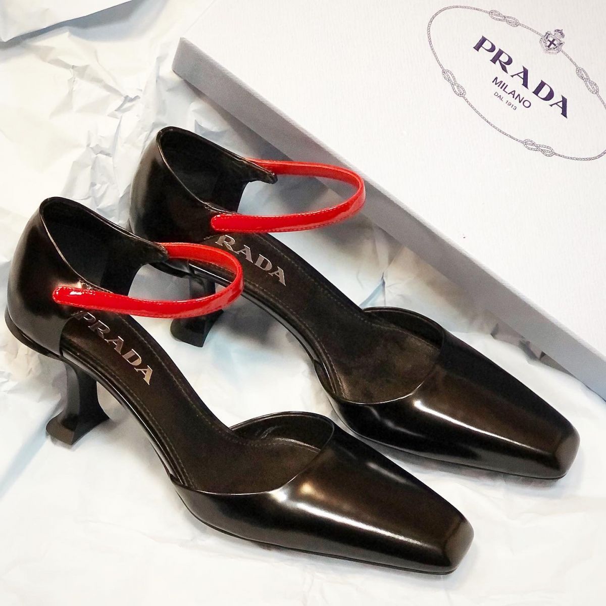 Туфли Prada размер 38 цена 23 078 руб / новые / 