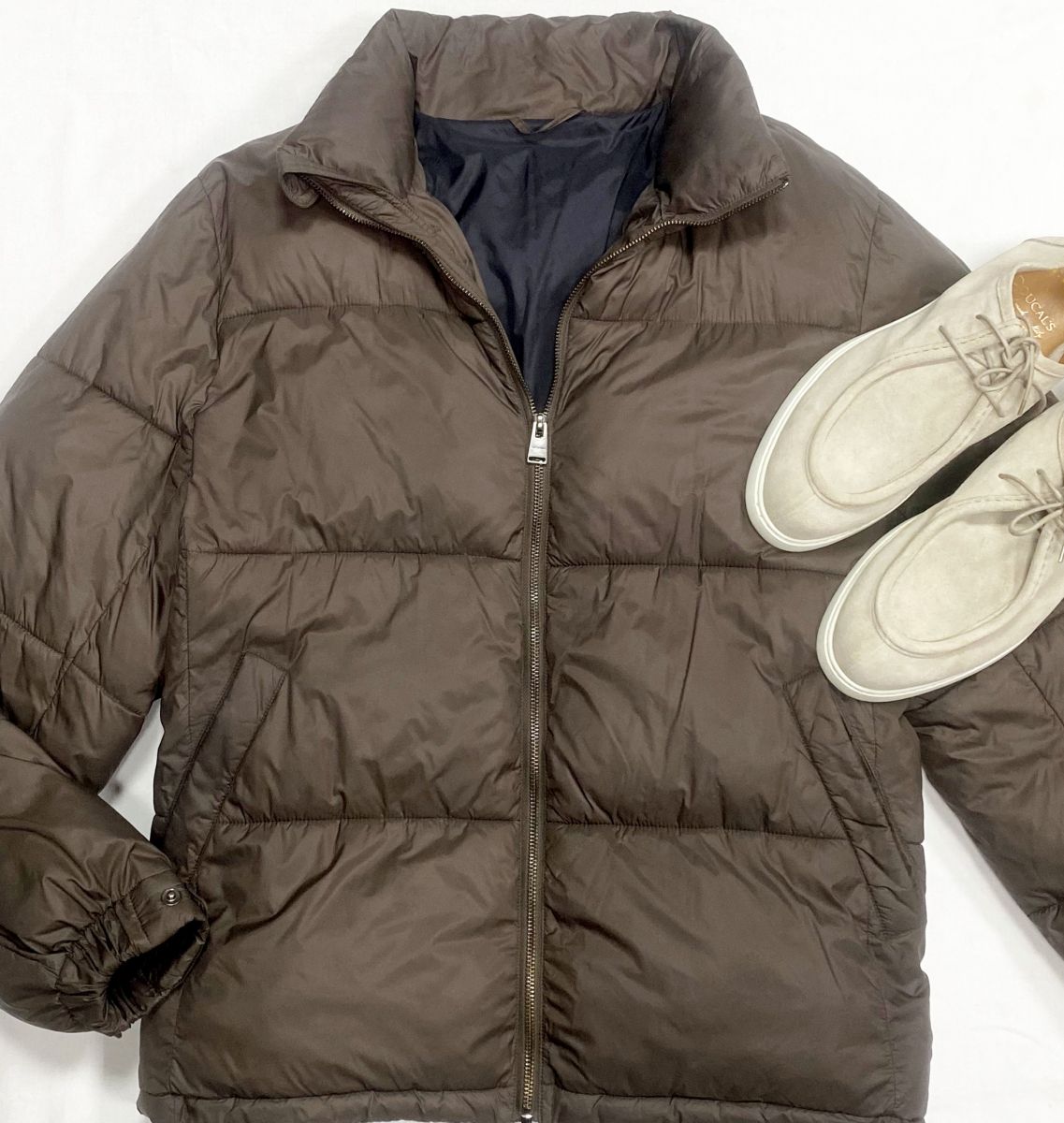 #mechtamen Пуховик Trussardi размер 56 цена 23 483 руб
Ботинки Doucals размер 44 цена 12 524 руб