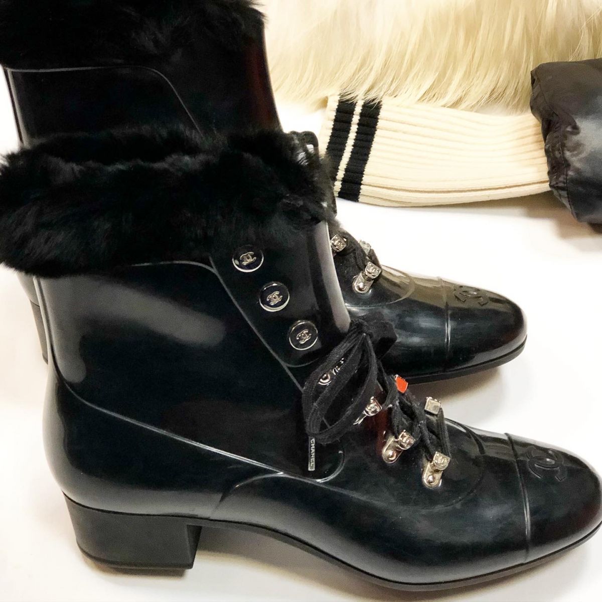 Куртка BOGNER размер 42 / 12 цена 12 308 руб Брюки BALENCIAGA размер 38 цена 23 078 руб