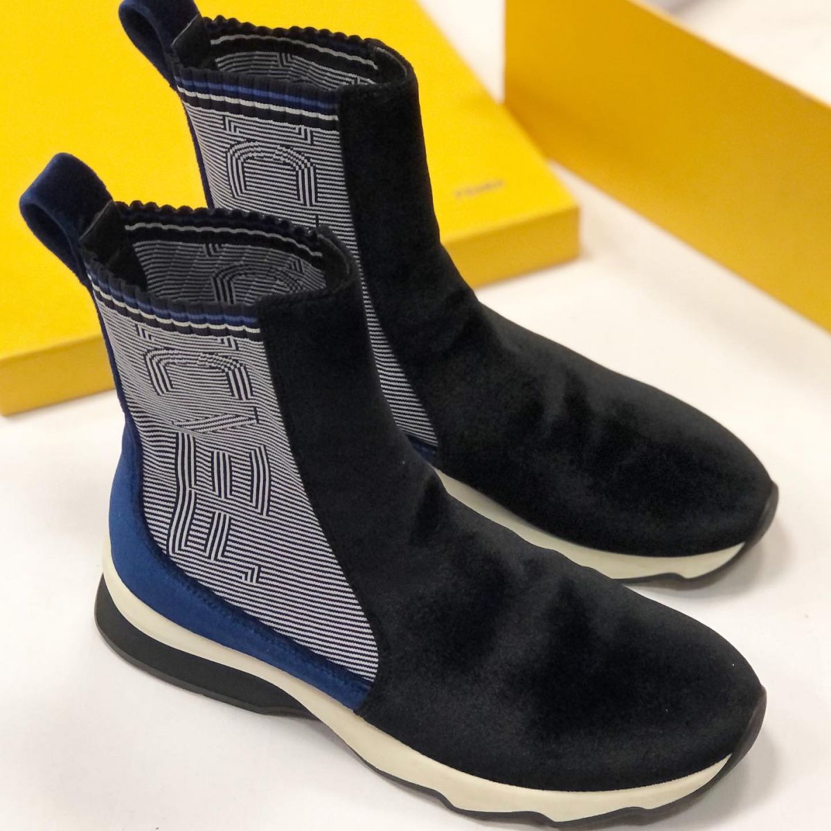 Кеды Fendi  размер 40 цена 18 462 руб