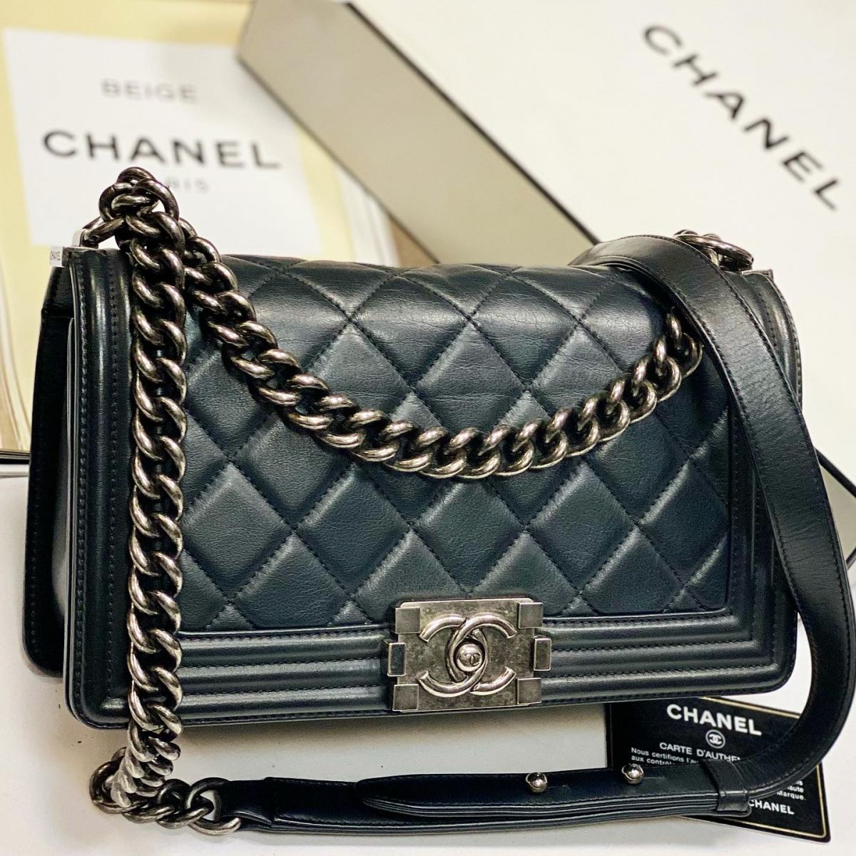 Сумка Chanel размер 25/15 цена 200 000 руб / карточка / 