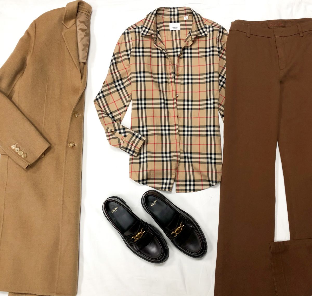 Рубашка BURBERRY размер 34 цена 10 959 руб 
Джинсы LORO PIANA размер S цена 69 620 руб