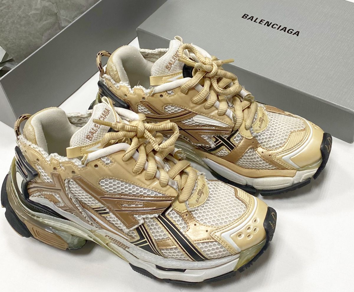 Кроссовки Balenciaga размер 40 цена 31 310 руб