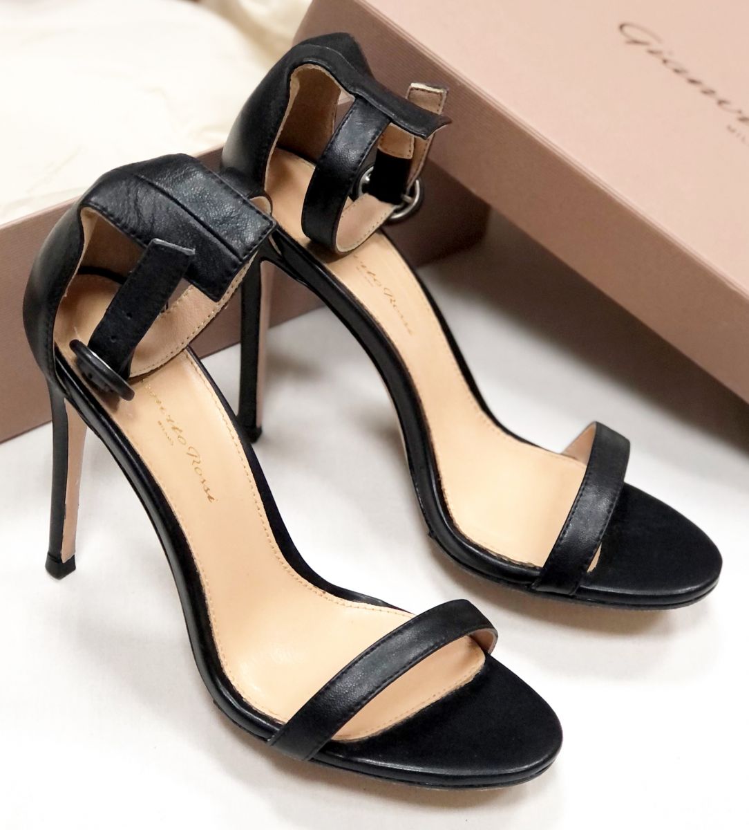 Босоножки Gianvito Rossi размер 36 цена 10 959 руб