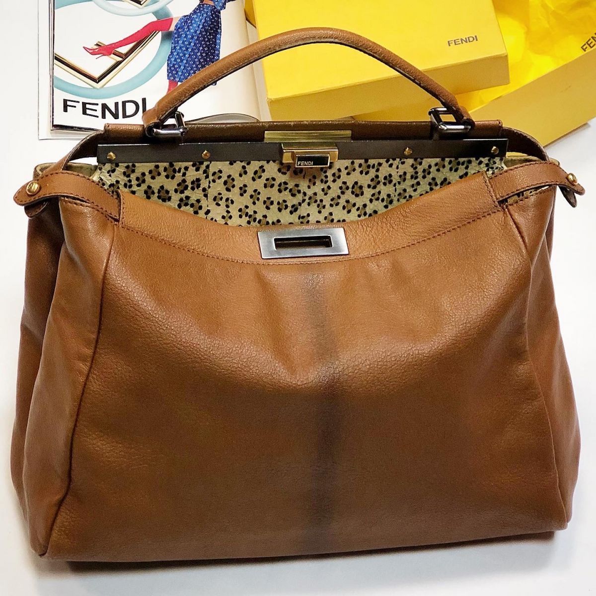 Сумка Fendi  размер 40/30 цена 30 770 руб 