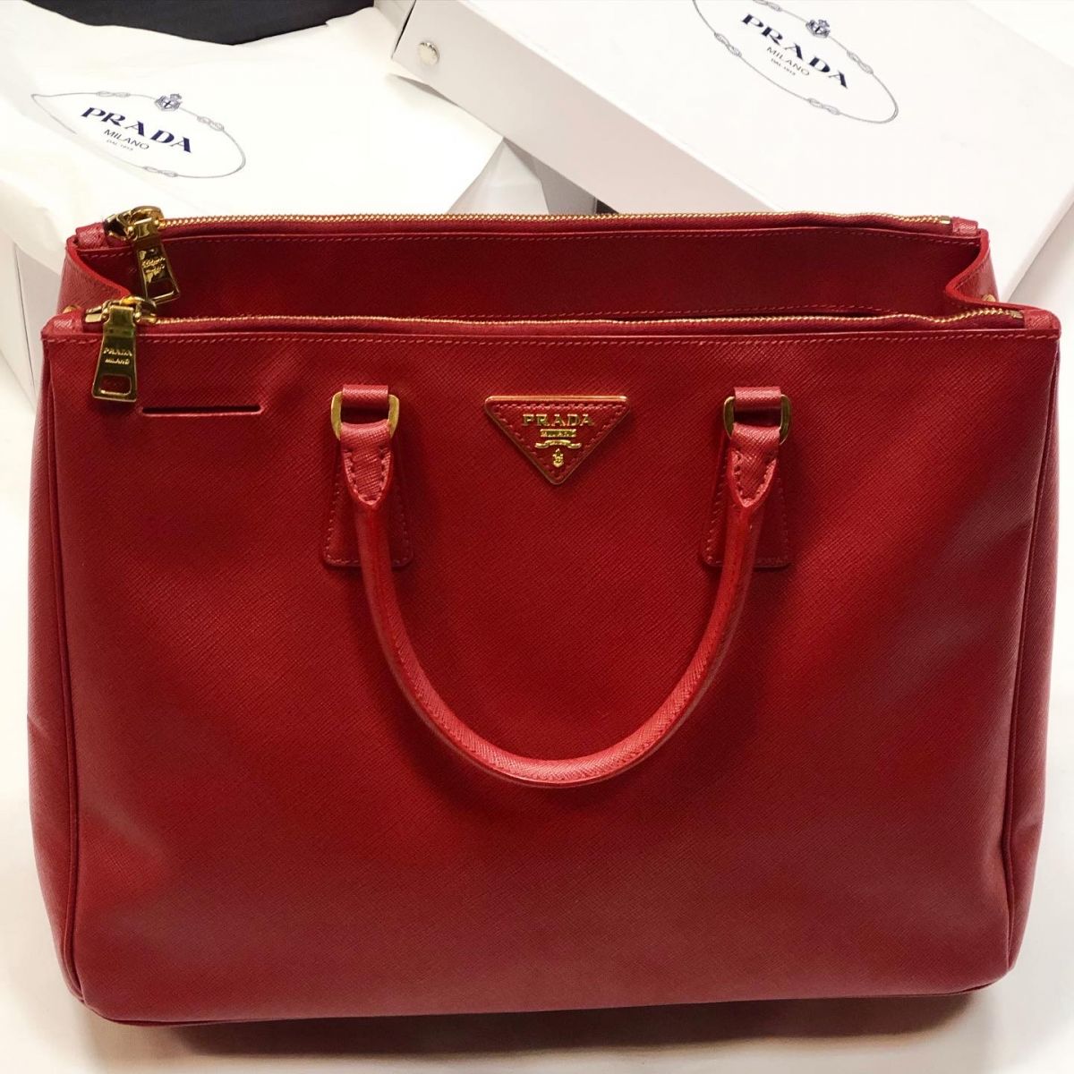 Сумка Prada размер 25/35 цена 30 770 руб 