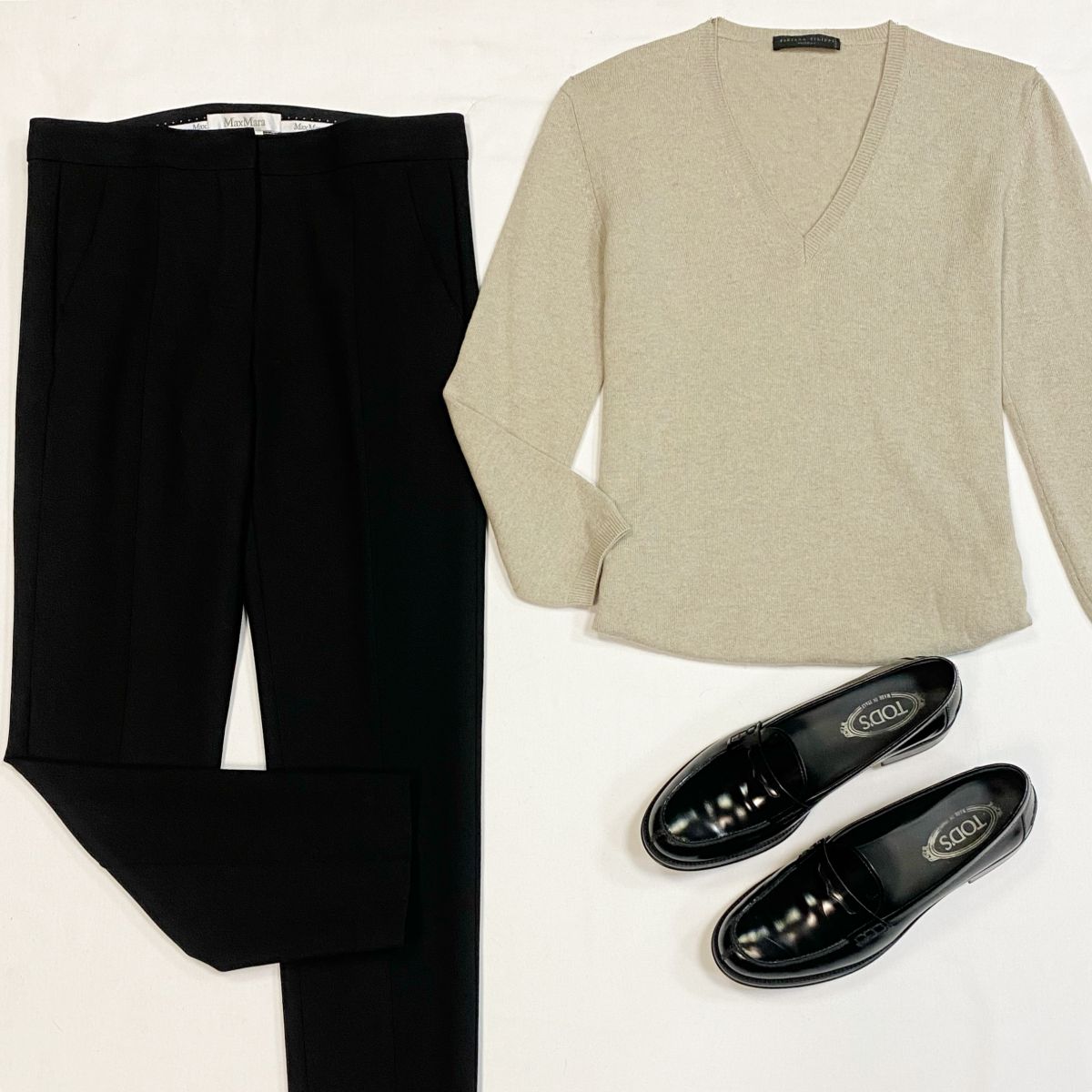 Кофта Fabiana Filippi размер 46 цена 6 154 рубБрюки Max Mara размер 40 цена 6 154 рубЛоферы Tods размер 41 цена 10 770 руб