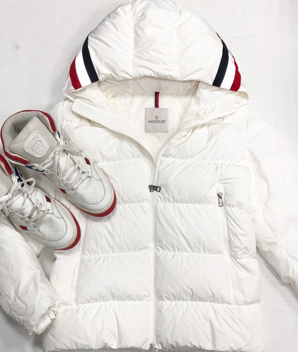 #mechtamen Пуховик Moncler размер 5 цена 46 965 руб
Кроссовки Gucci размер 44 цена 31 310 руб