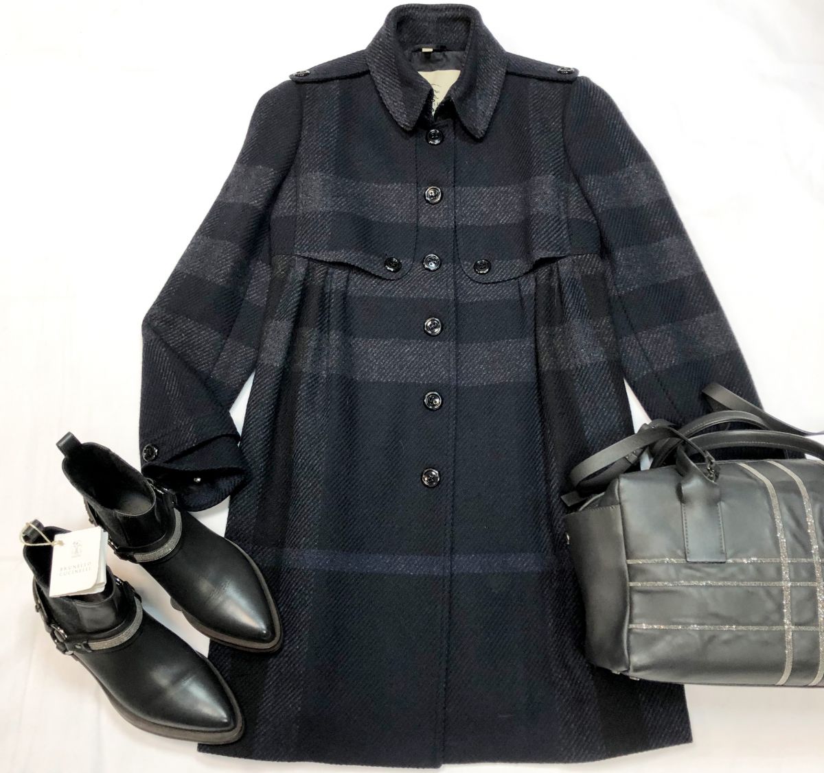 Пальто BURBERRY размер 44 цена 23 078 руб Сумка BRUNELLO CUCCINELLI