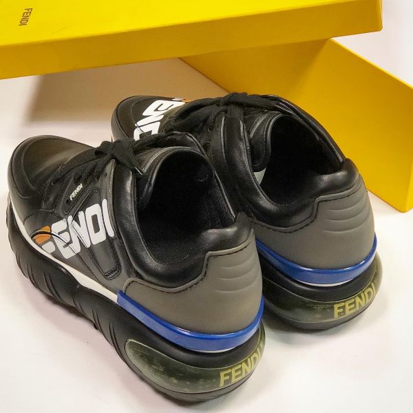 Кроссовки Fendi 