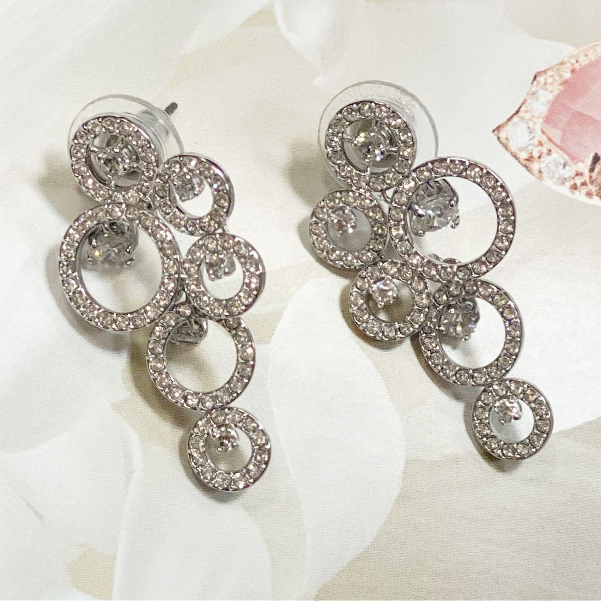 Серьги/камни/ Swarovski цена 3 077 руб 
