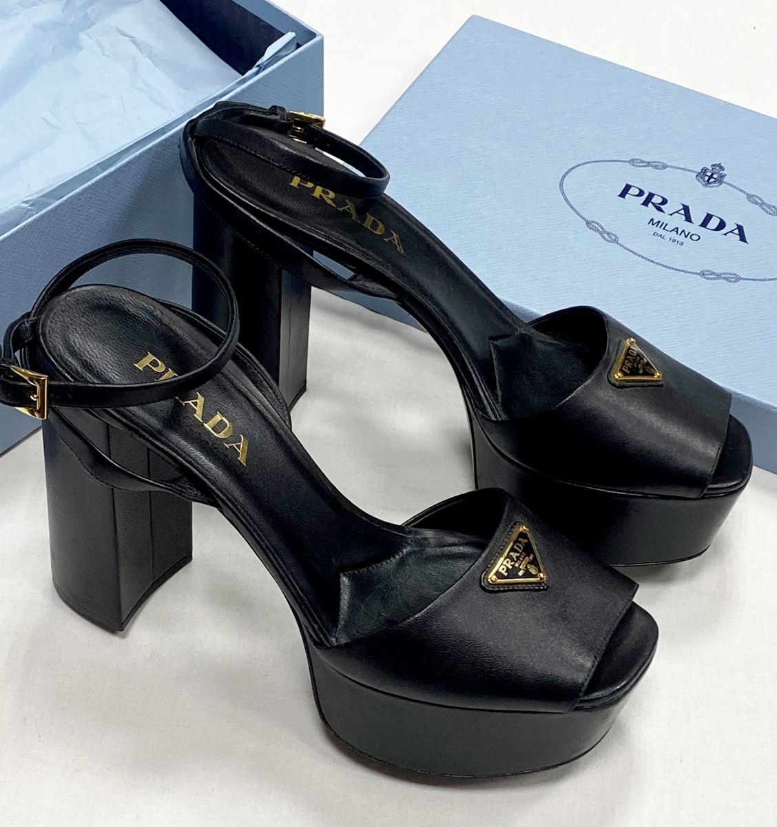 Босоножки Prada размер 40 цена 15 655 руб