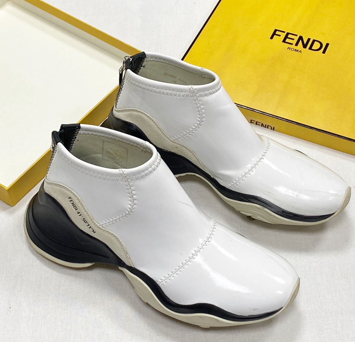 Кроссовки Fendi размер 38 цена 31 310 руб