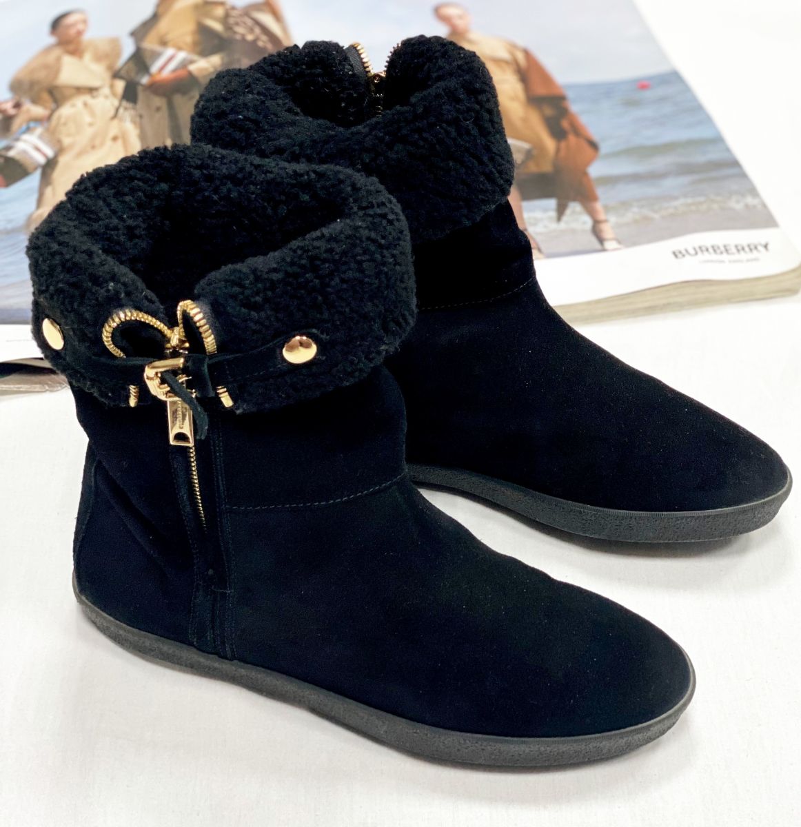 Сапоги /на меху/ Burberry размер 39 цена 15 385 руб
