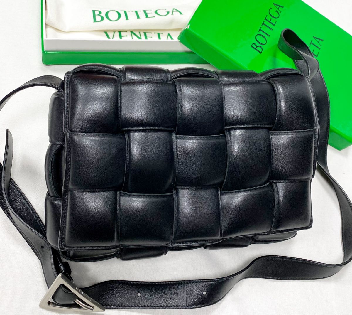 Сумка Bottega Veneta размер 25/15 цена 78 275 руб 