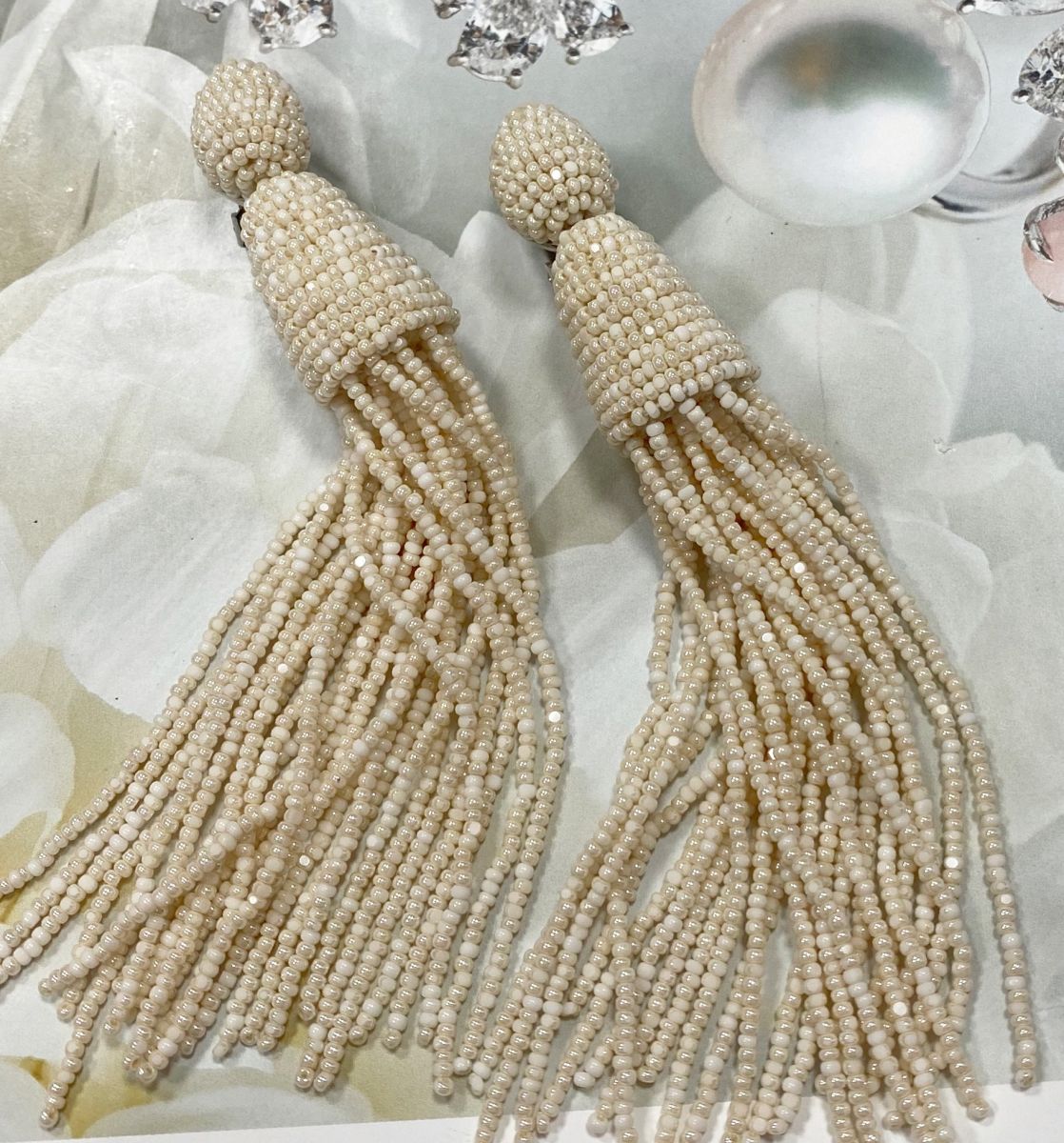 Серьги / бисер / Oscar De La Renta цена 10 959 руб