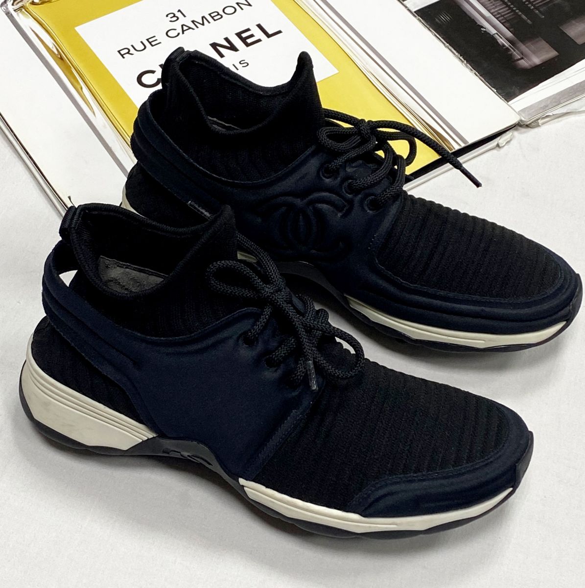 Кроссовки Chanel размер 38 цена 39 138 руб
