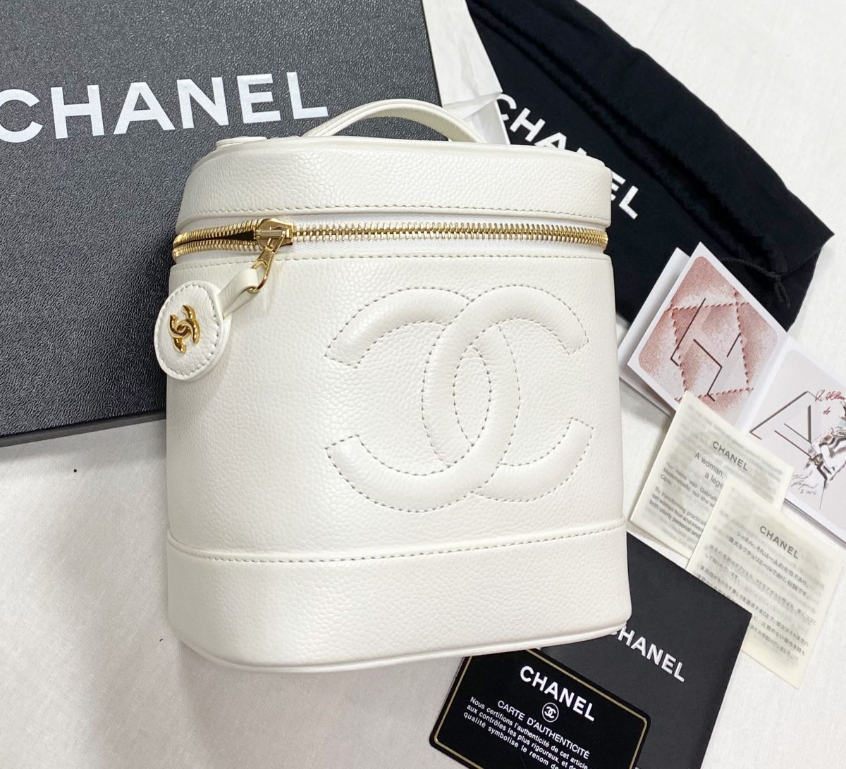 Сумочка Chanel размер 15/18 цена 169 074 руб / карточка /