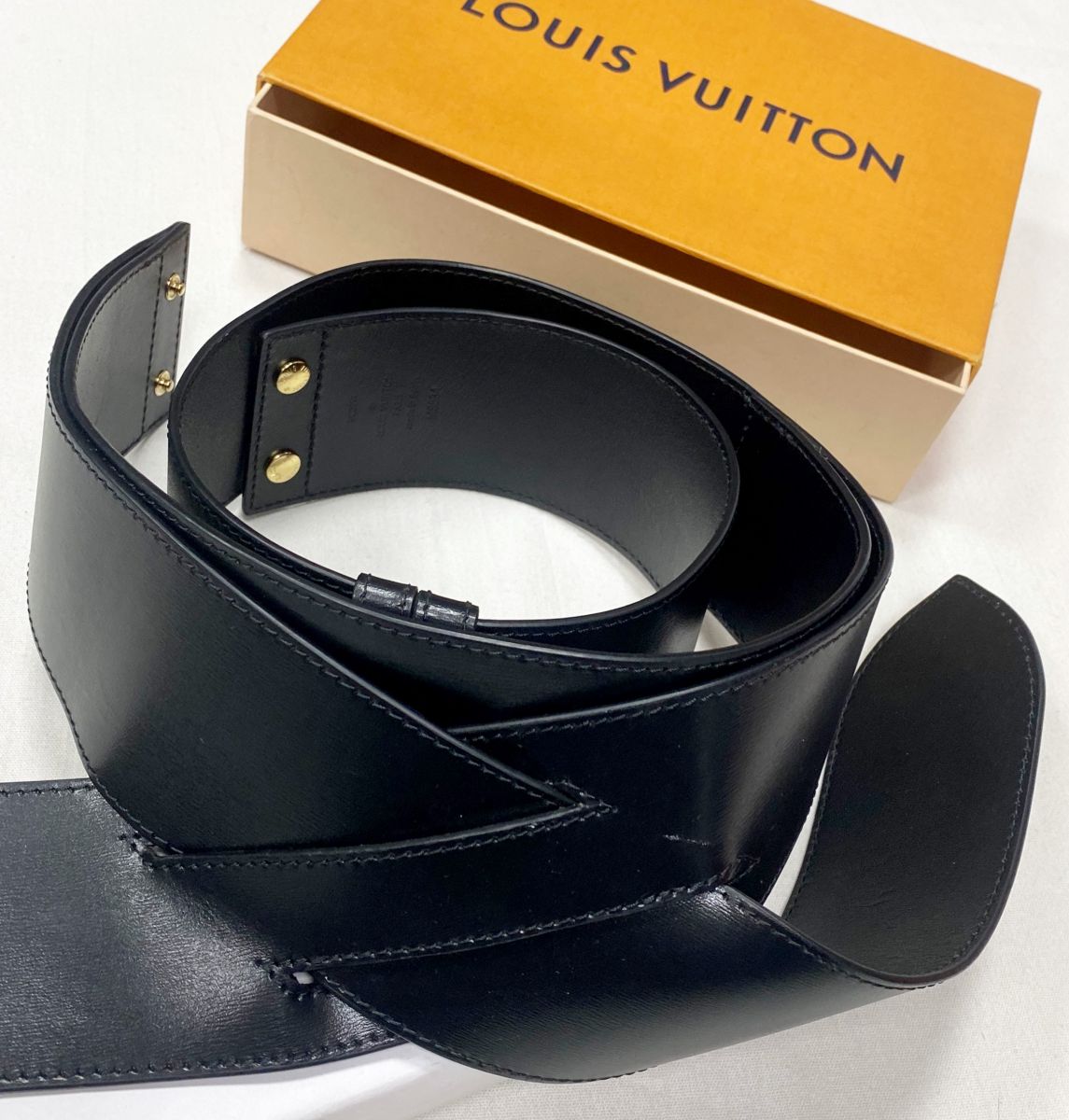 Пояс Louis Vuitton размер M цена 23 483 руб