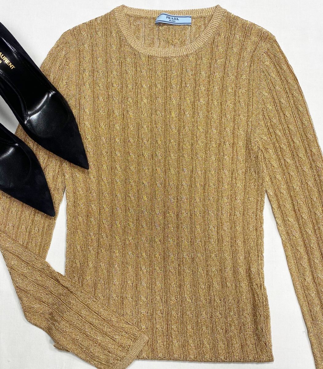 Кофта /люрекс/ Prada размер 38 цена 23 483 руб
Туфли Saint Laurent размер 37 цена 31 310 руб