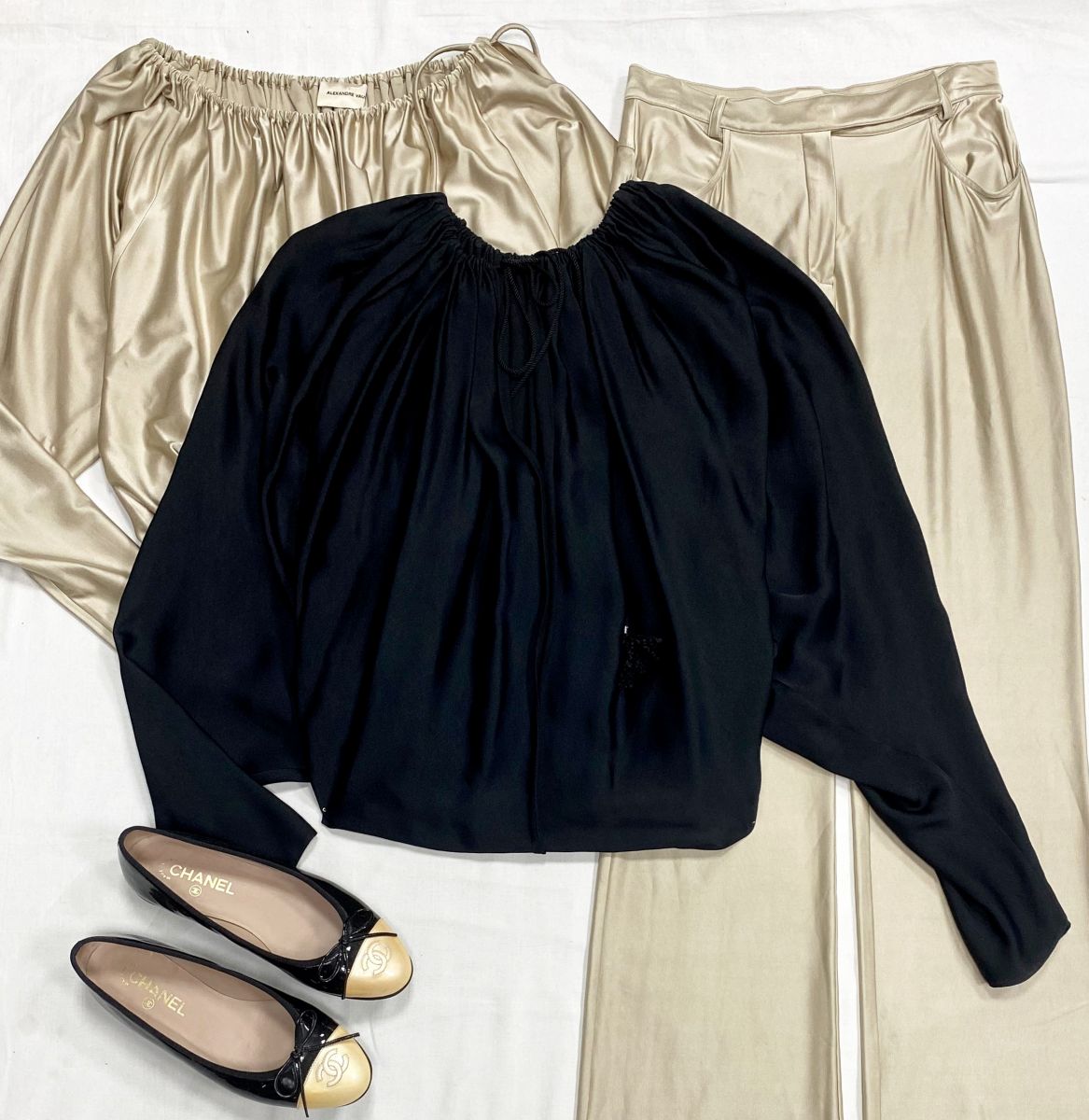 Кофта Alexandre Vauthier размер 36 цена 15 655 рубБрюки Alexandre Vauthier размер 38 цена 15 655 рубКофта Lanvin размер 34 цена 15 655 рубБалетки Chanel размер 38 цена 31 310 руб