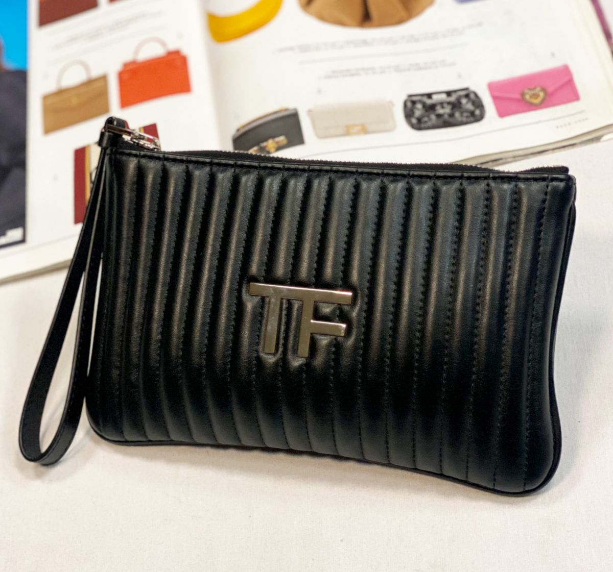 Клатч Tom Ford размер 22/15 цена 38 463 руб 
