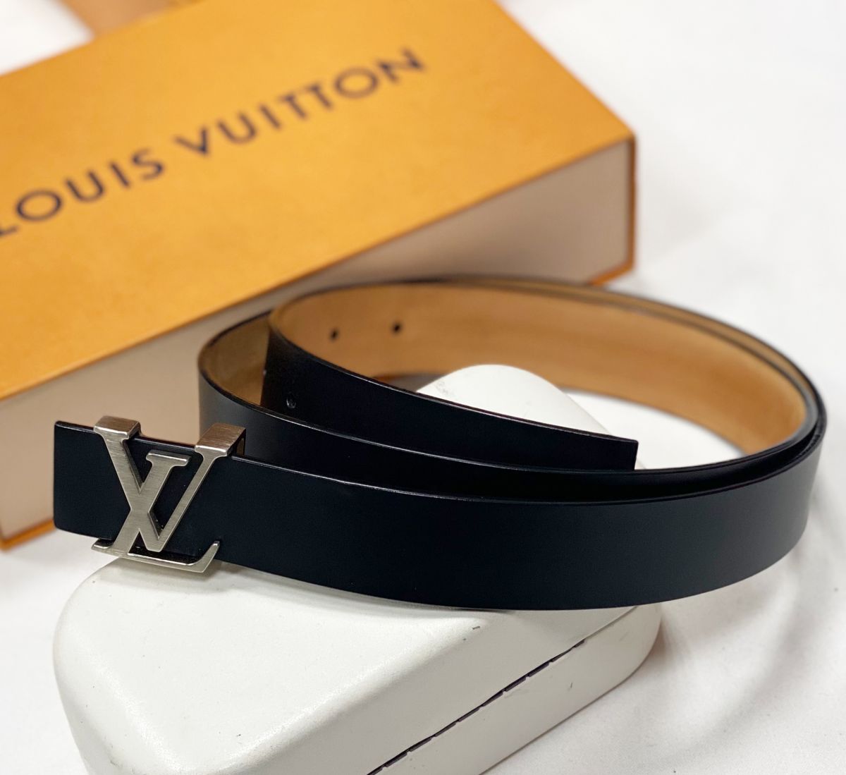 Ремень Louis Vuitton размер 95/38 цена 23 078 руб 