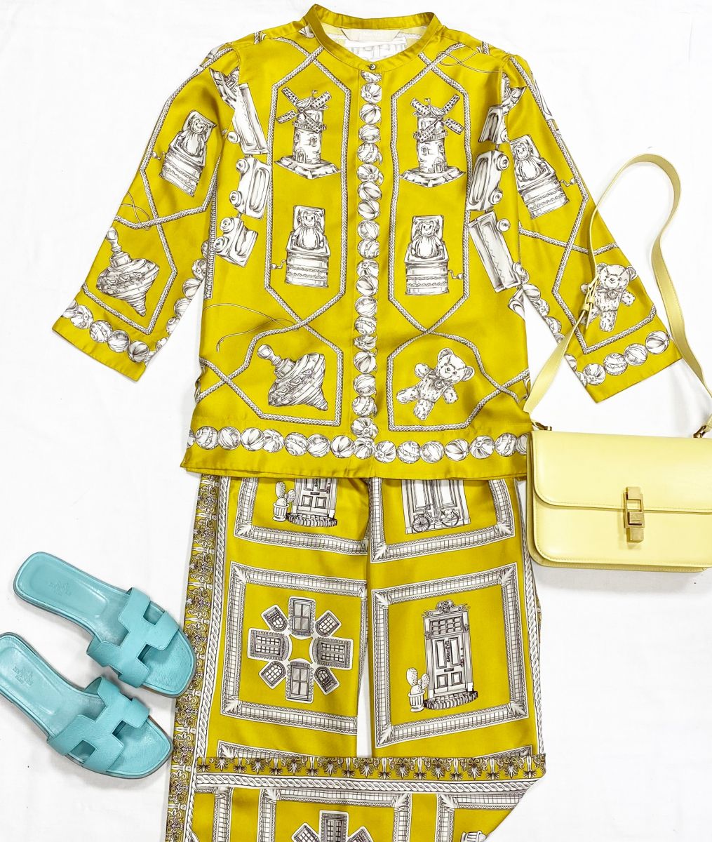 Костюм S Max Mara размер 38 цена 18 786 рубСабо Hermes размер 39 цена 23 483 рубСумка Saint Laurent