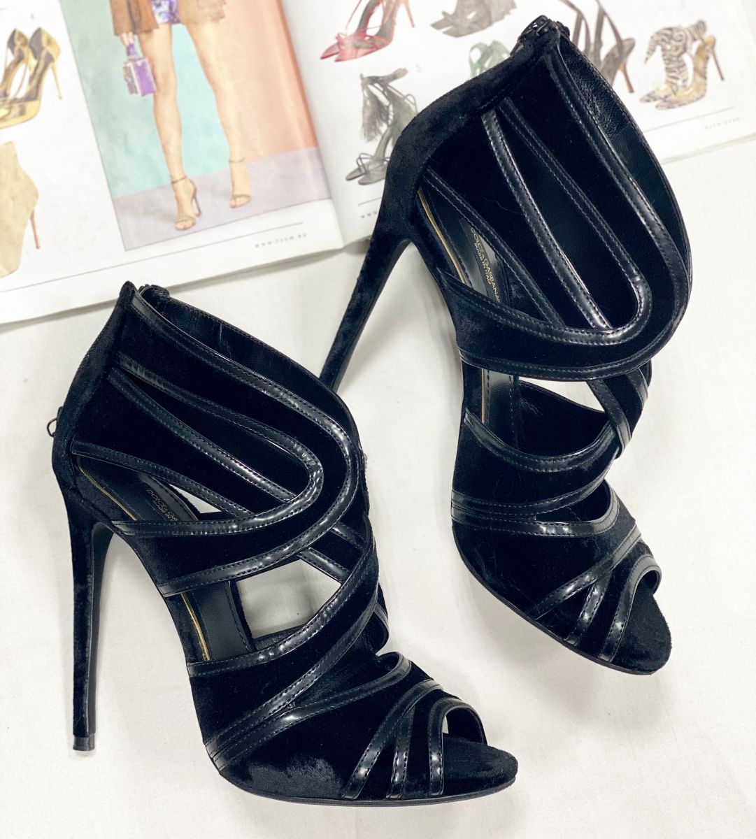 Босоножки /бархат/ Dolce Gabbana раз38 цена 2 348 руб 