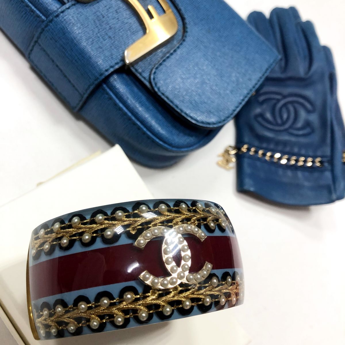 Браслет Chanel цена 125 245 руб