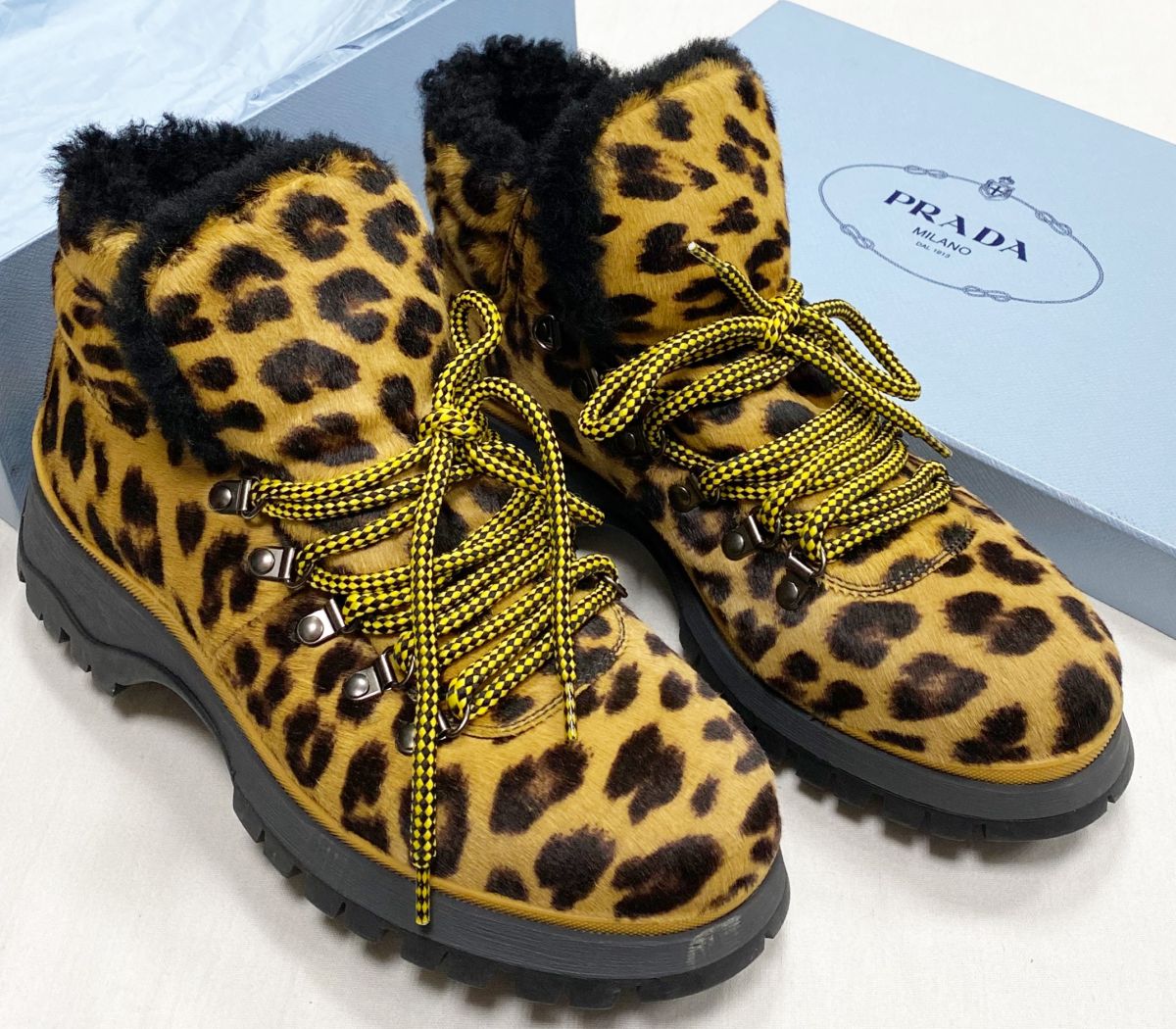 Ботинки / на меху / Prada размер 39.5 цена 46 965 руб