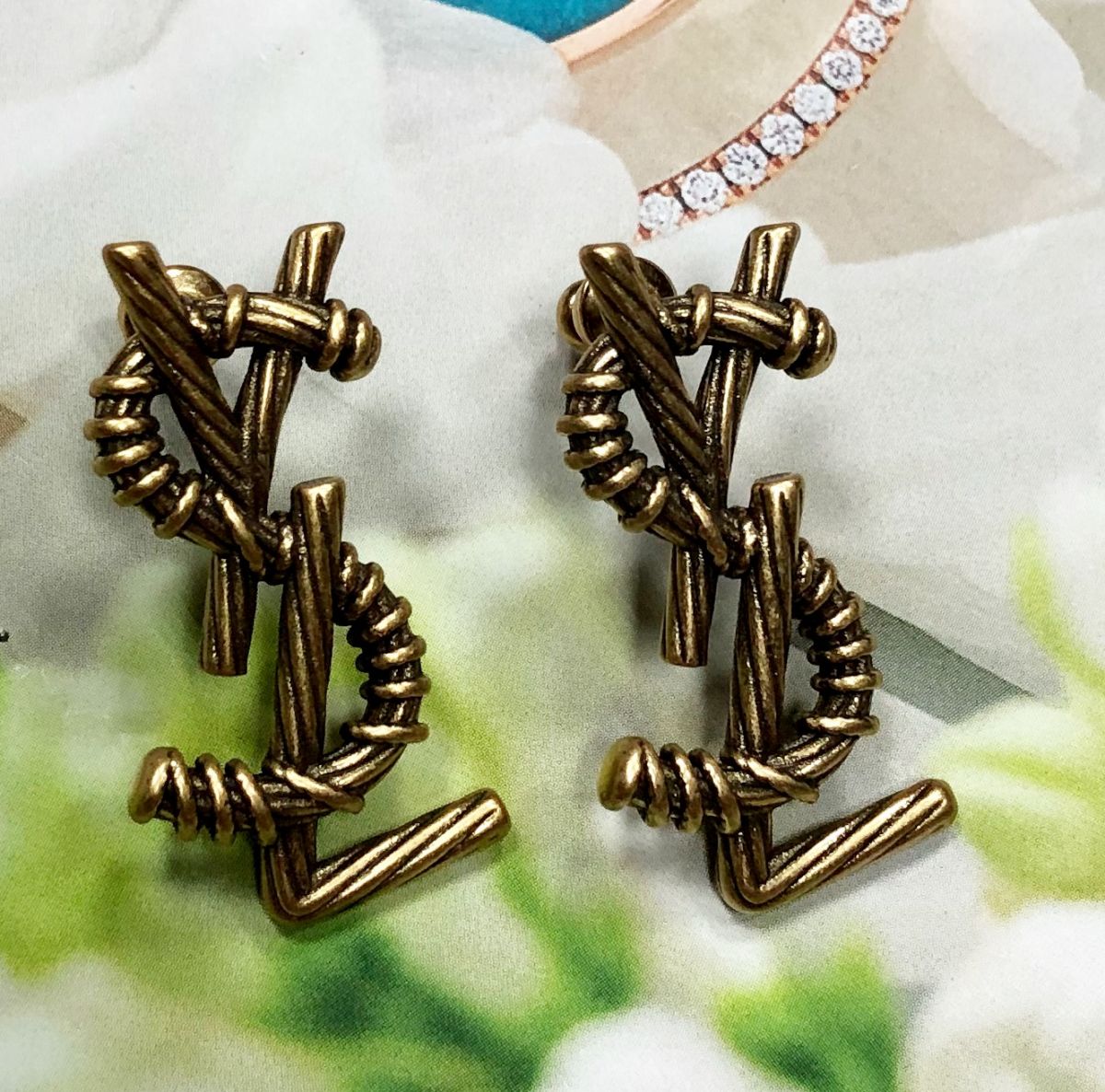 Серьги Saint Laurent цена 7 828 руб 