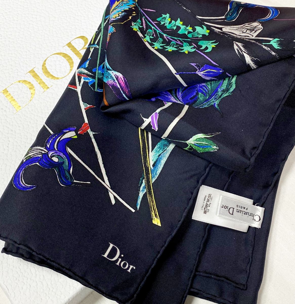 Платок / шелк / Christian Dior размер 65/65 цена 7 828 руб