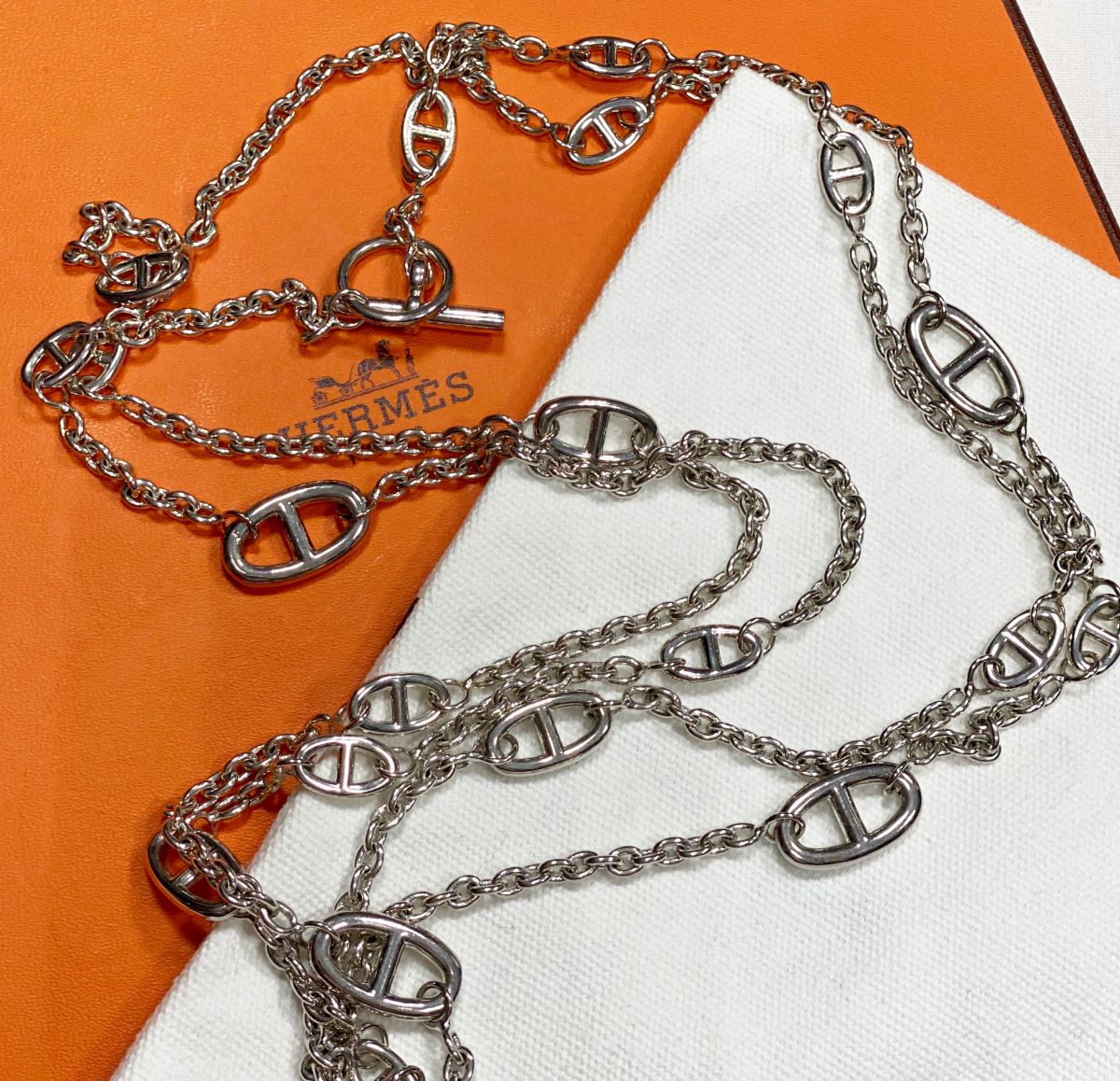 Цепочка Hermes цена 78 275 руб
