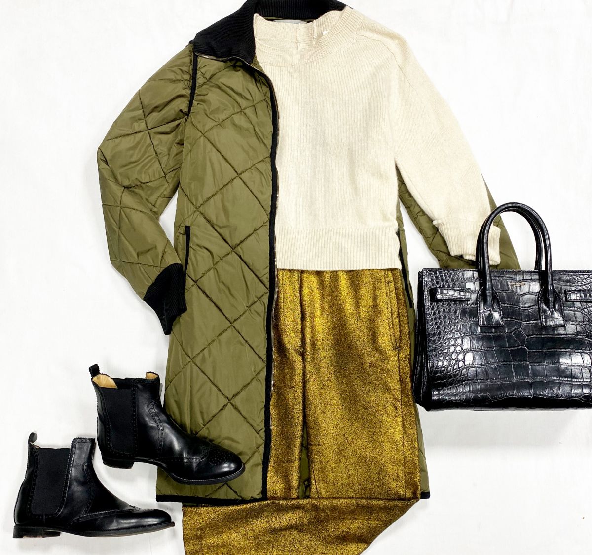 Пальто Sportmax размер 42 цена 7 693 руб
Кофта Chloe размер L цена 9 231 руб
Брюки Ann Demeulemeester размер 36 цена 6 154 руб
Ботинки Hermes размер 39 цена 38 463 руб
Сумка Saint Laurent