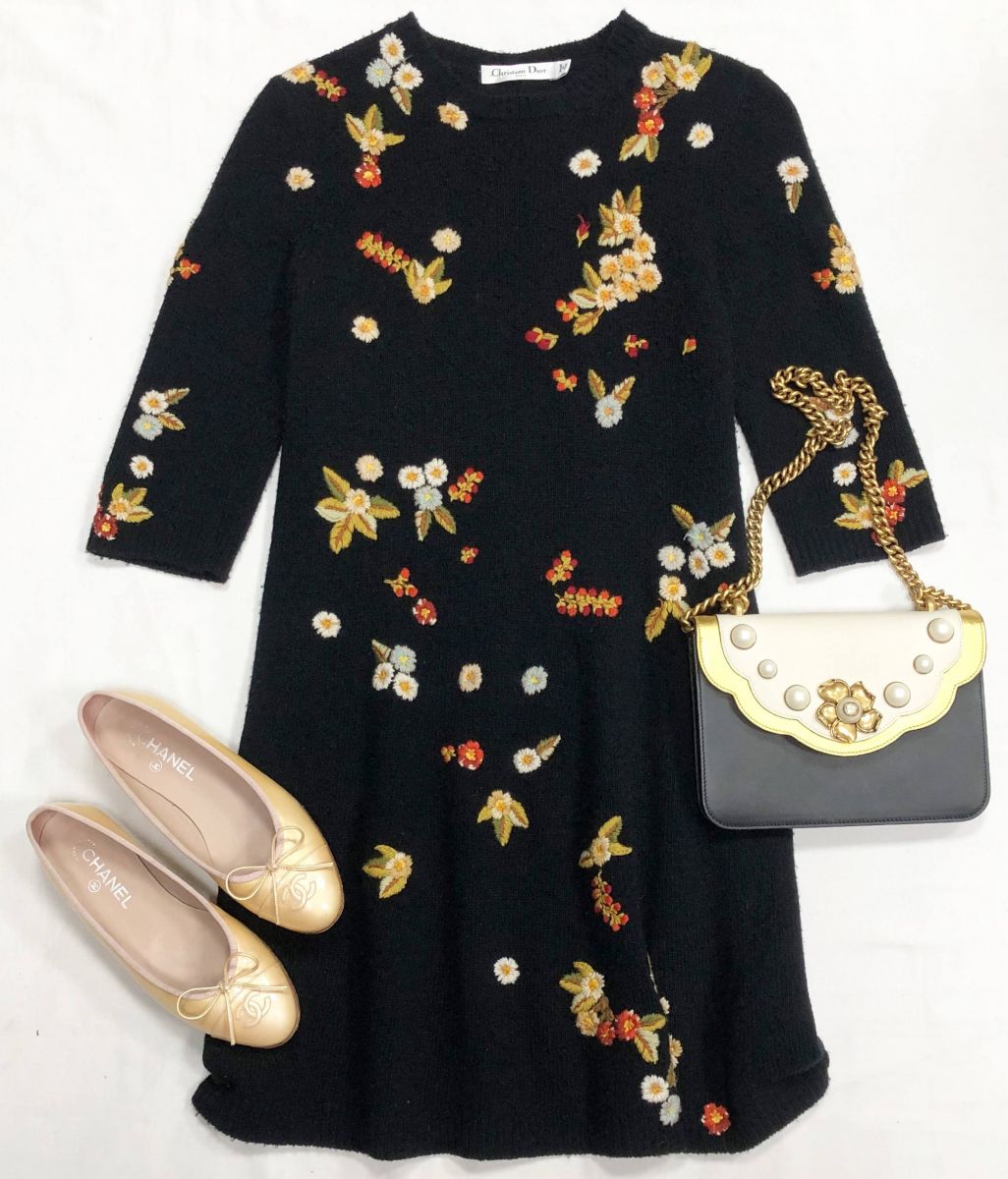 Платье Christian Dior размер 40 цена 46 965 руб
Балетки Chanel размер 37.5 цена 15 655 руб
Сумка Gucci