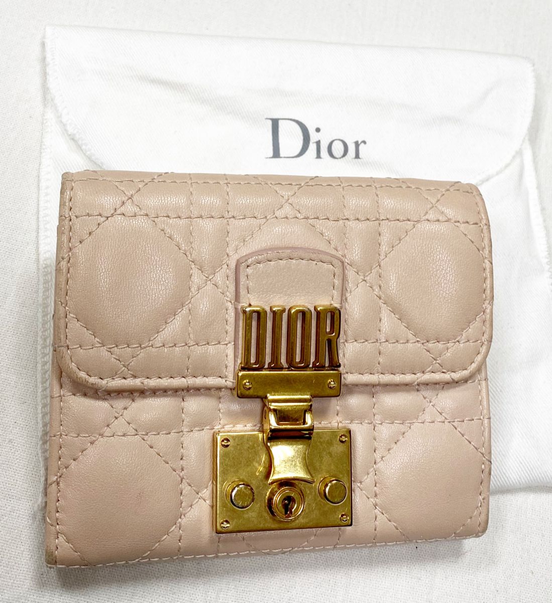 Кошелек Christian Dior цена 10 959 руб