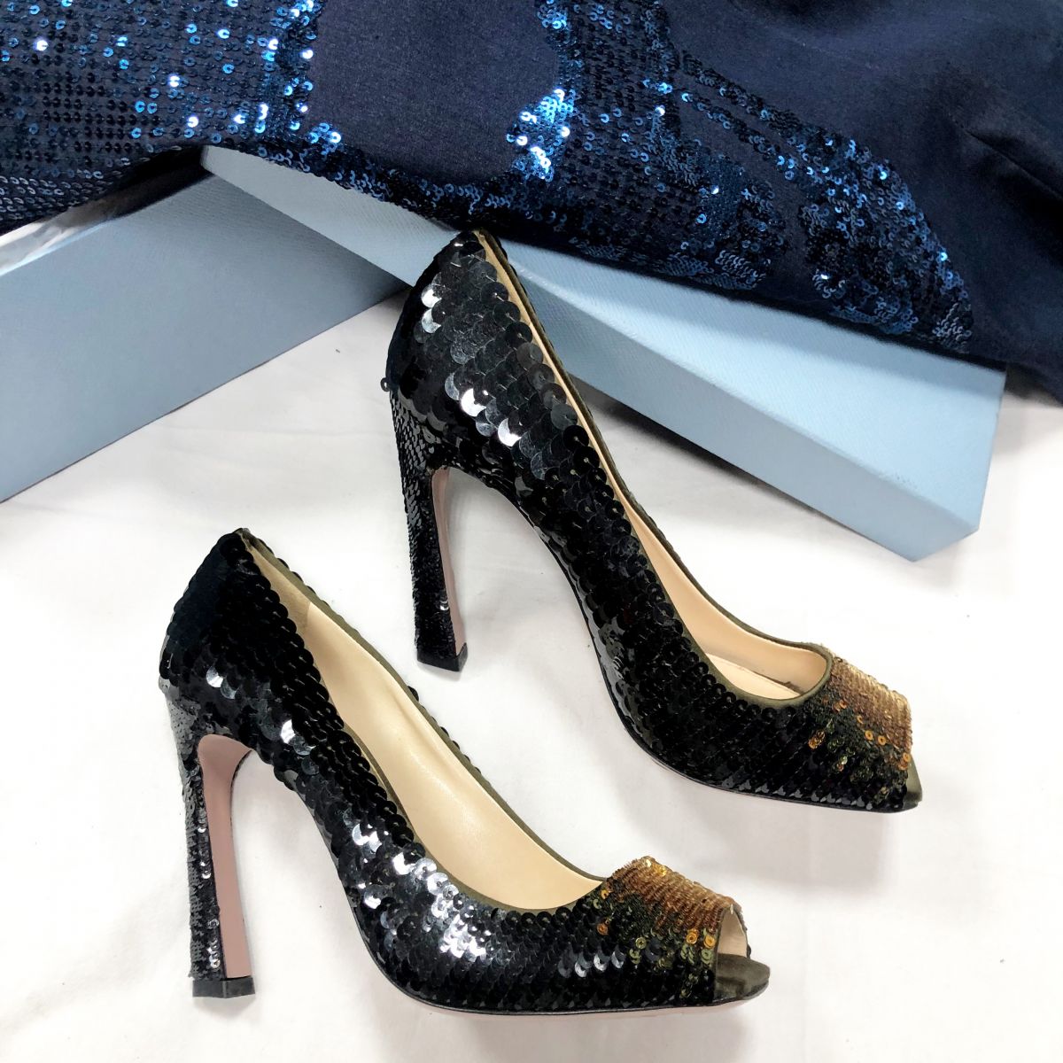 РАСПРОДАЖА! 
Туфли PRADA размер 36.5 цена 1 566 руб