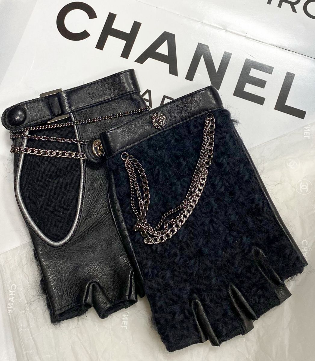 Митенки / кожа / твид / Chanel размер 7.5 цена 31 310 руб