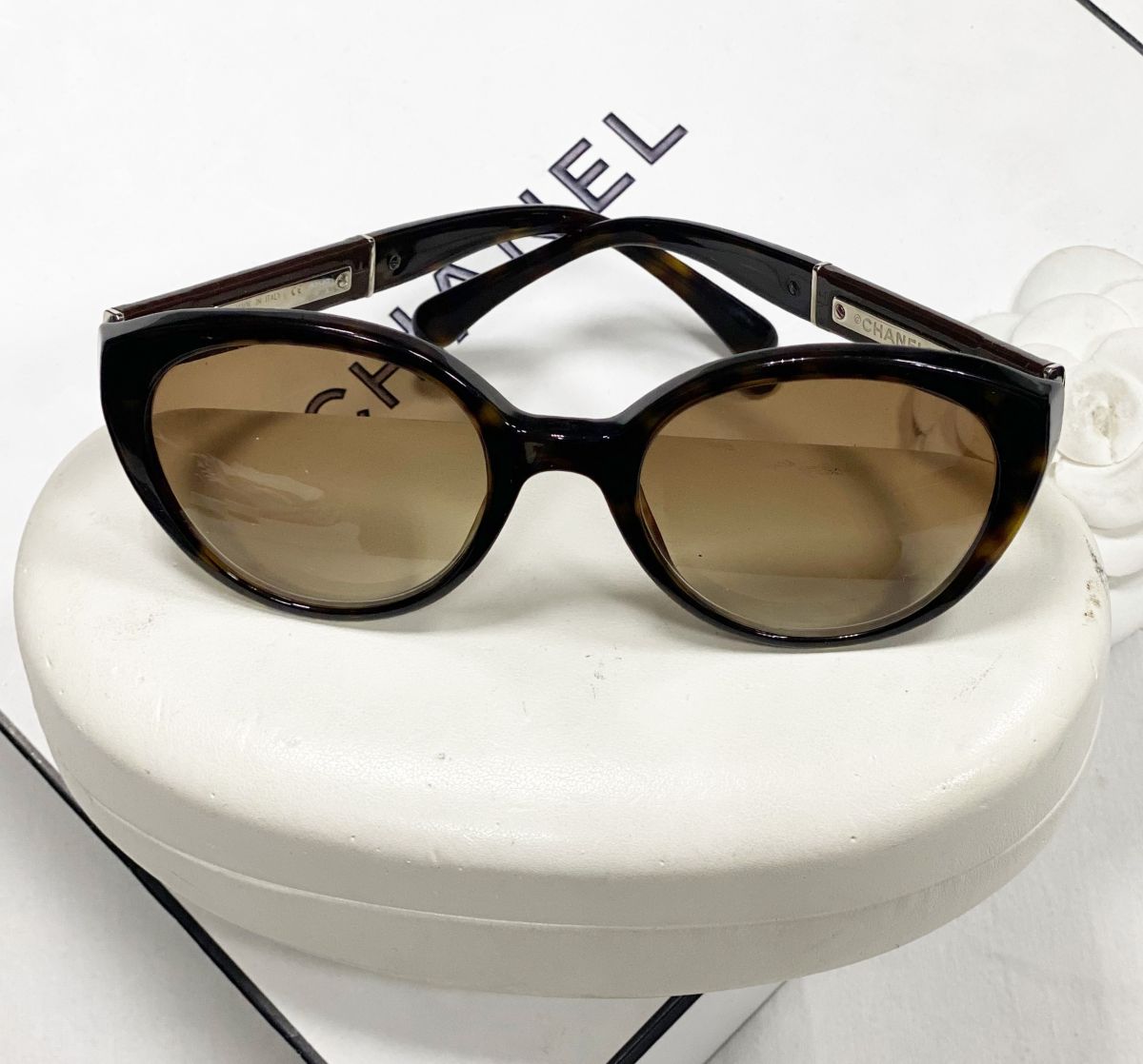 Очки Chanel цена 15 385 руб 