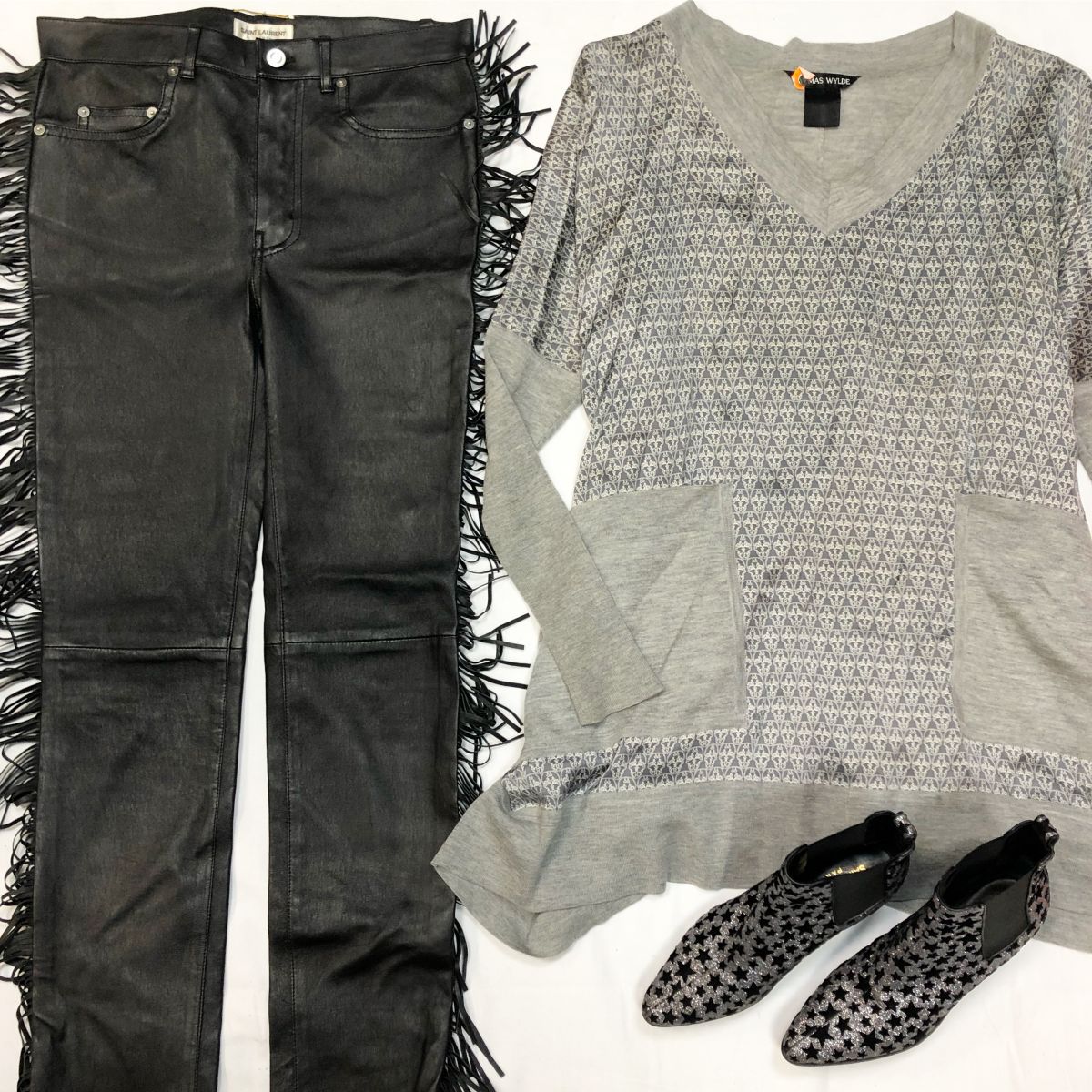 Брюки /кожа/ SAINT LAURENT размер 40 цена 26 155 руб Кофта TOMAS WYLDE размер L цена 4 616 руб Ботильоны Saint Laurent