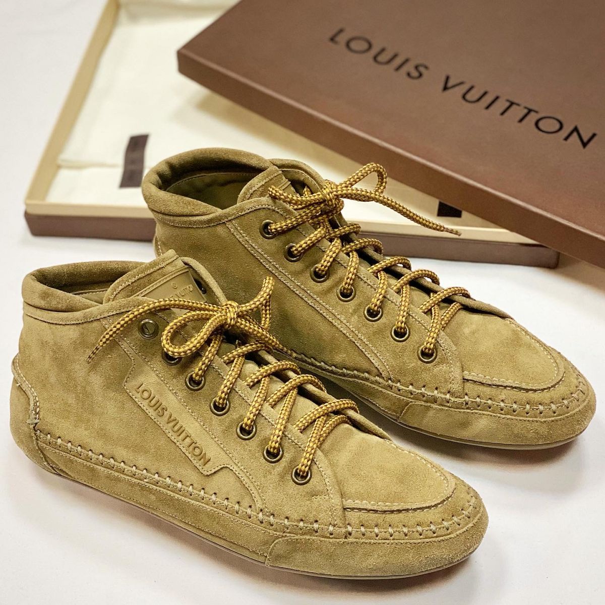 Кеды Louis Vuitton размер 42.5 цена 15 385 руб 
