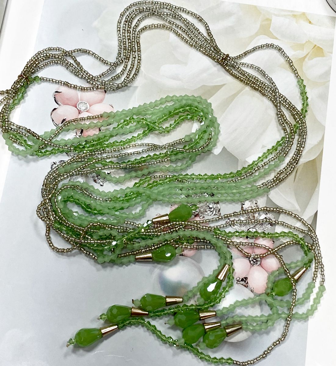 Бусы цена 7 828 руб