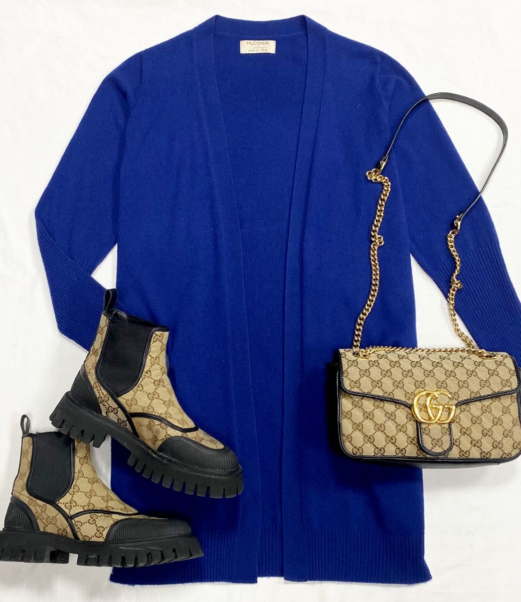 Кардиган Falconeri размер S цена 7 828 руб
Ботинки Gucci размер 38 цена 23 483 руб
Сумка Gucci